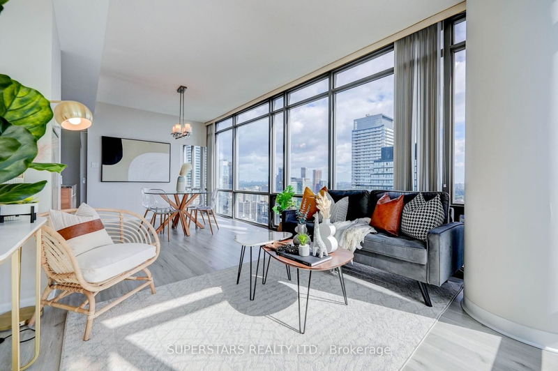 Preview image for 38 Grenville St #3806, Toronto