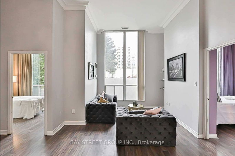 Preview image for 7 Lorraine Dr #102, Toronto