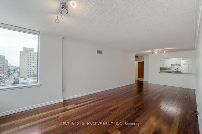 Preview image for 45 Carlton St #914, Toronto