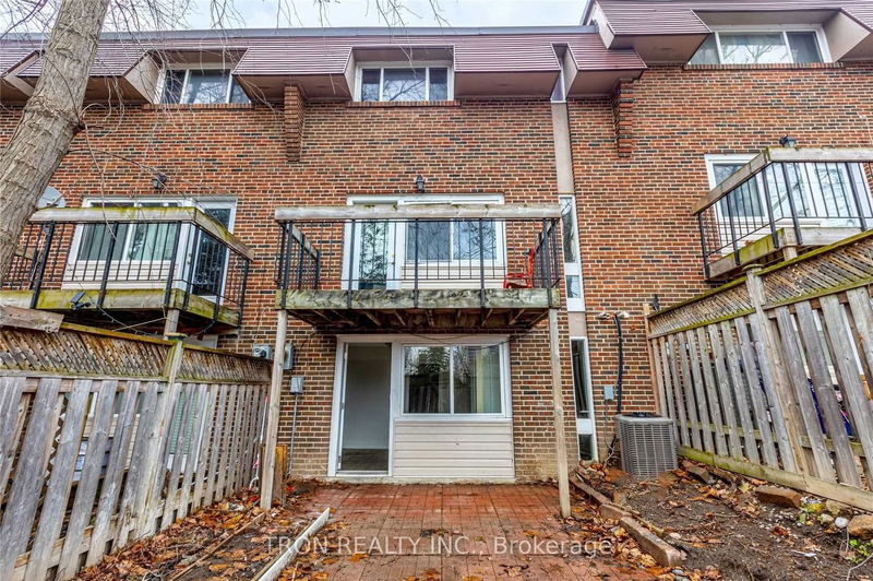 Preview image for 71 Godstone Rd #116, Toronto