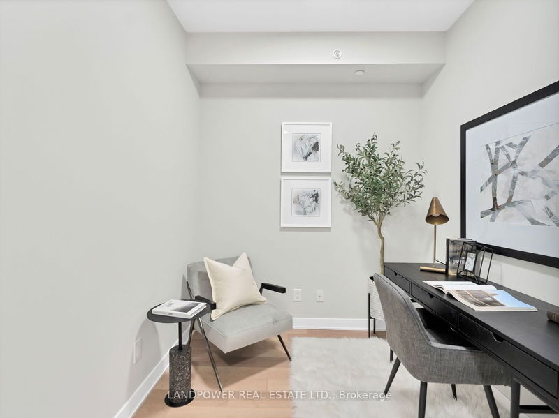 Preview image for 210 Simcoe St #1606, Toronto