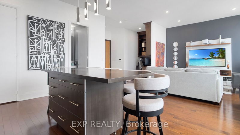 Preview image for 500 Sherbourne St #3401, Toronto