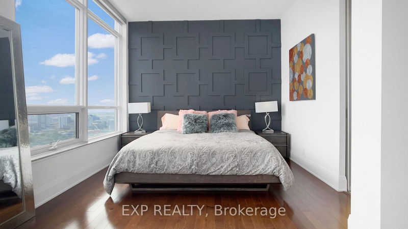 Preview image for 500 Sherbourne St #3401, Toronto