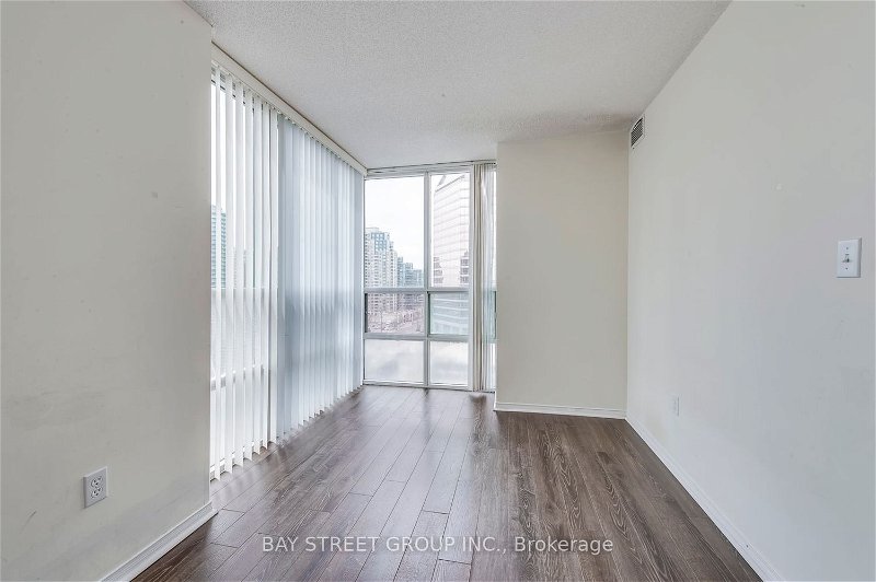 Preview image for 1 Pemberton Ave #1008, Toronto