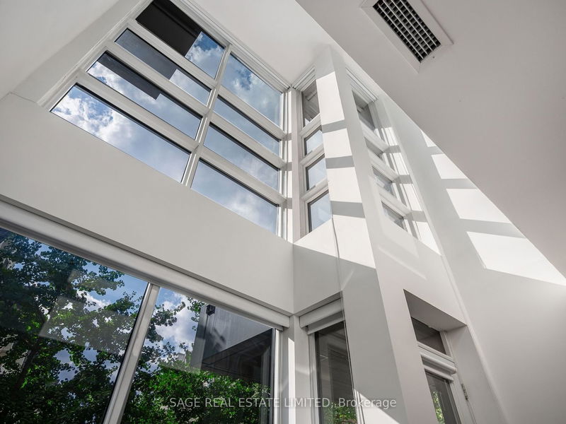 Preview image for 1030 King St W #114, Toronto