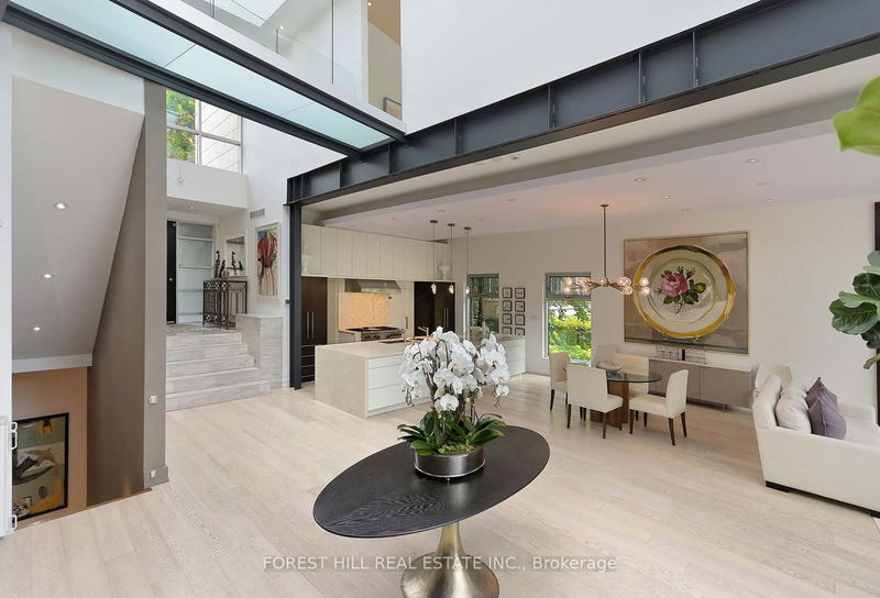 Preview image for 19 Alderbrook Dr, Toronto