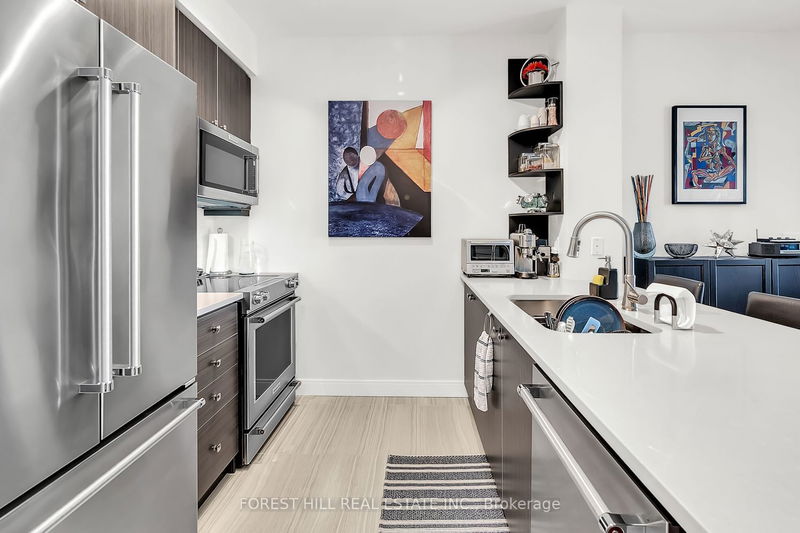 Preview image for 825 Church St #1701, Toronto