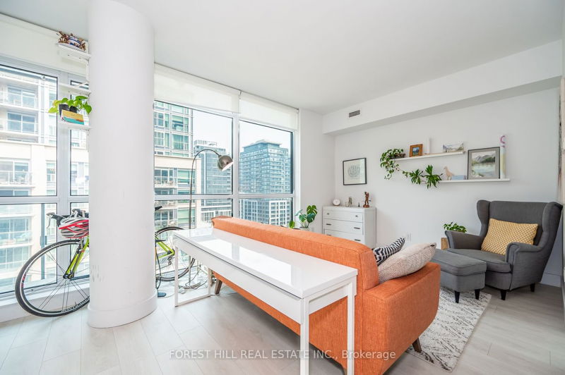 Preview image for 39 Sherbourne St #1109, Toronto