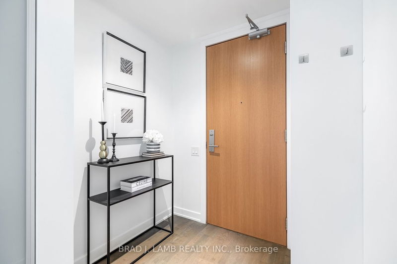 Preview image for 38 Stewart St #808, Toronto