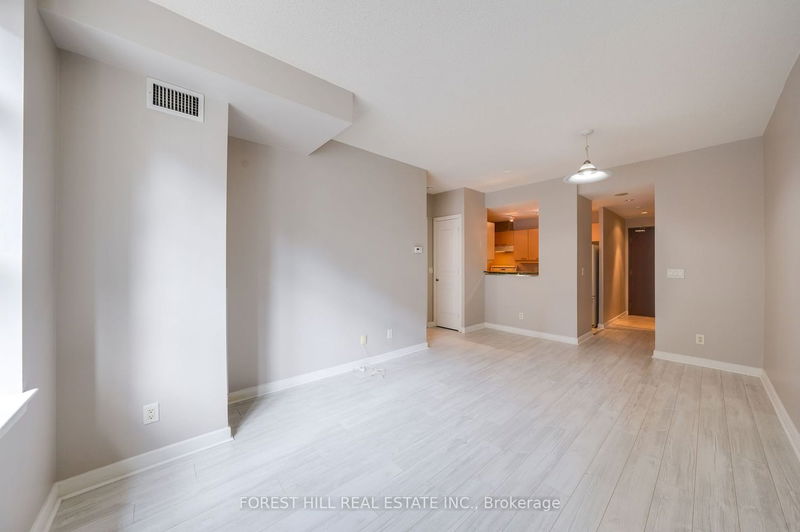 Preview image for 438 Richmond St W #219, Toronto
