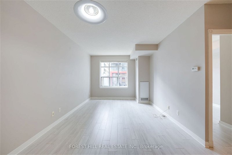 Preview image for 438 Richmond St W #219, Toronto
