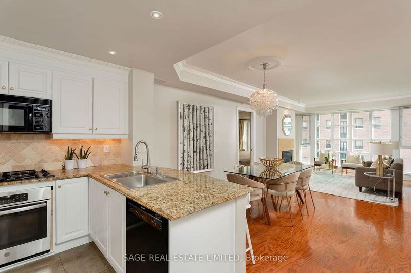 Preview image for 33 Delisle Ave #709, Toronto