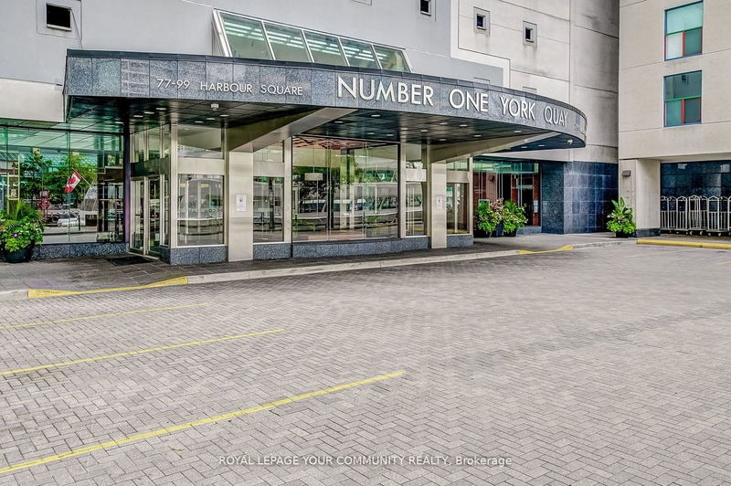 Preview image for 77 Harbour Sq W #809, Toronto