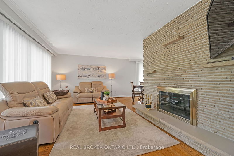 Preview image for 16 Versend Dr S, Toronto