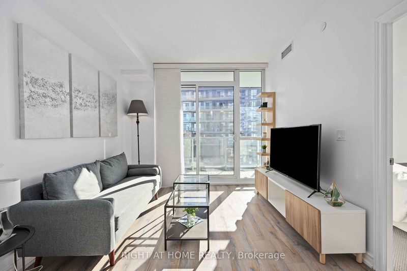 Preview image for 52 Forest Manor Rd #406, Toronto