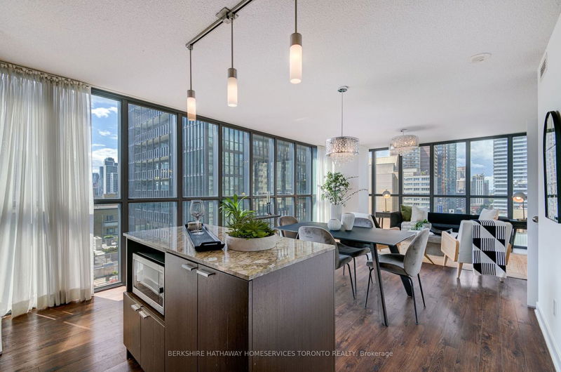 Preview image for 110 Charles St E #1303, Toronto
