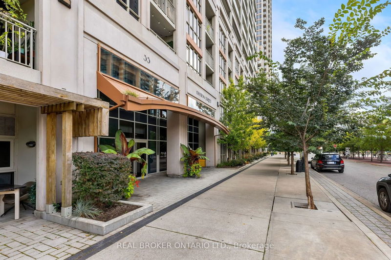Preview image for 35 Bastion St #809, Toronto