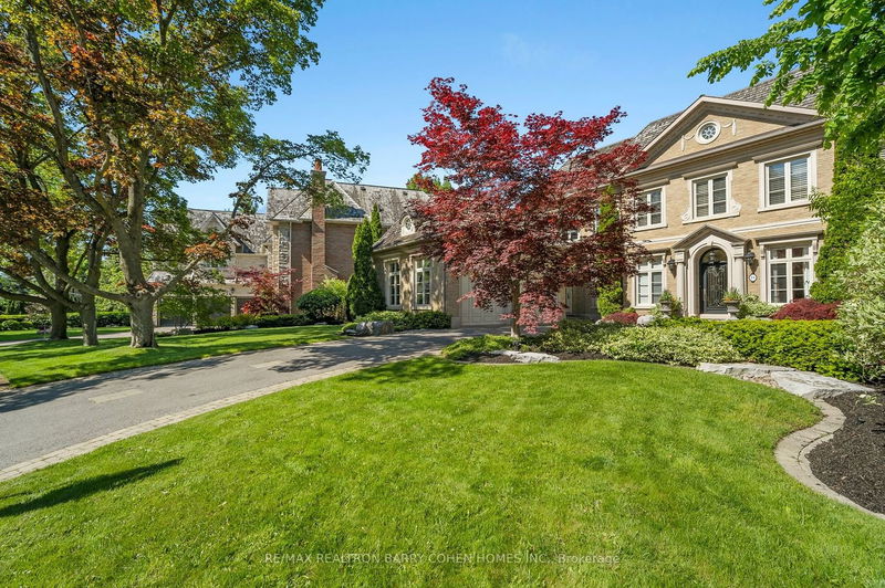 Preview image for 24 Lauderdale Dr, Toronto