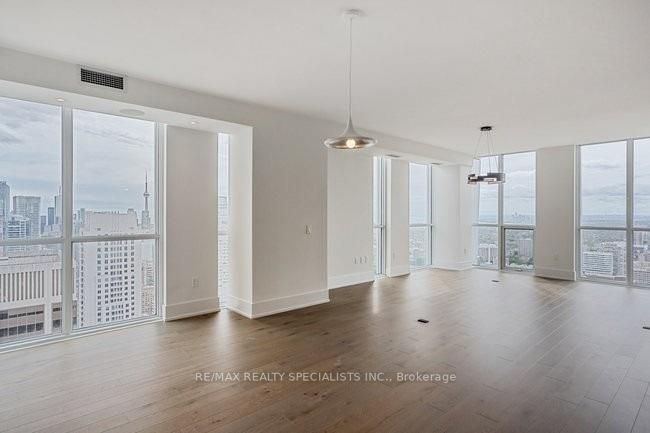 Preview image for 1 Yorkville Ave #5101, Toronto