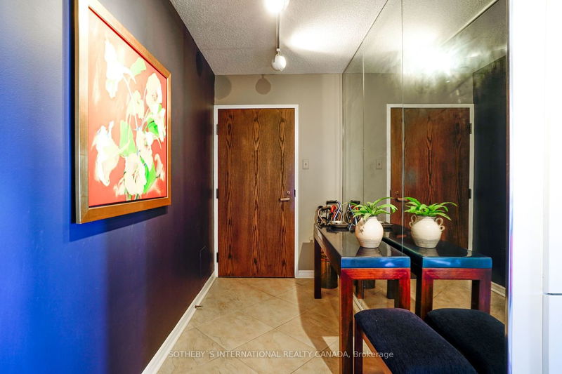 Preview image for 65 Harbour Sq #1110, Toronto