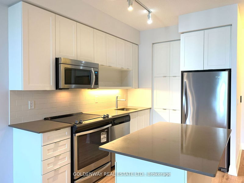 Preview image for 18 Graydon Hall Dr #1004, Toronto