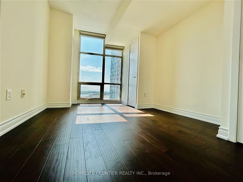 Preview image for 10 Navy Wharf Crt #2711, Toronto