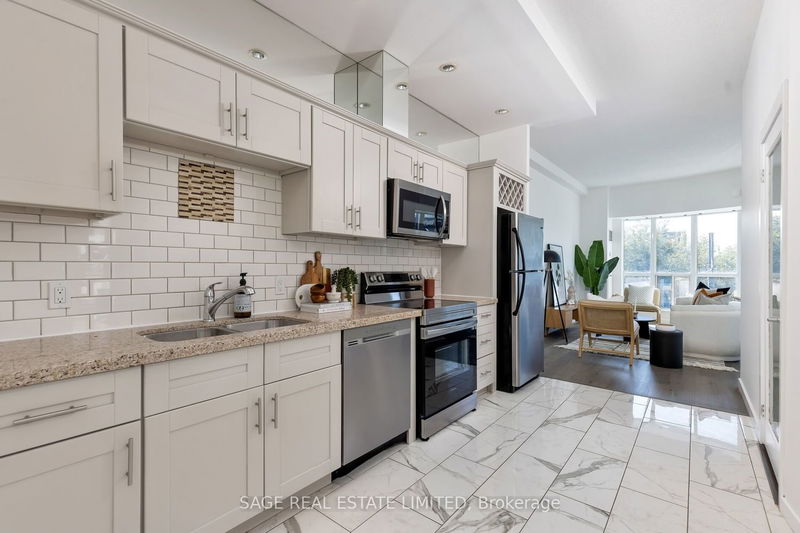 Preview image for 218 Queens Quay W #209, Toronto