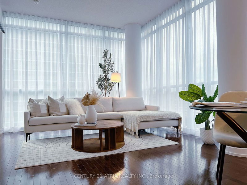 Preview image for 770 Bay St #1212, Toronto