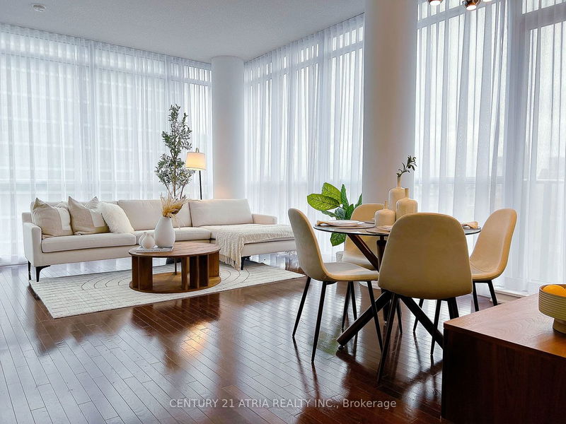Preview image for 770 Bay St #1212, Toronto