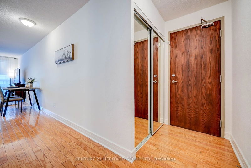 Preview image for 16 Harrison Garden Blvd #612, Toronto