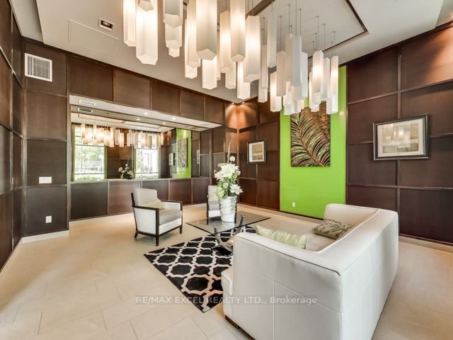 Preview image for 5740 Yonge St #803, Toronto