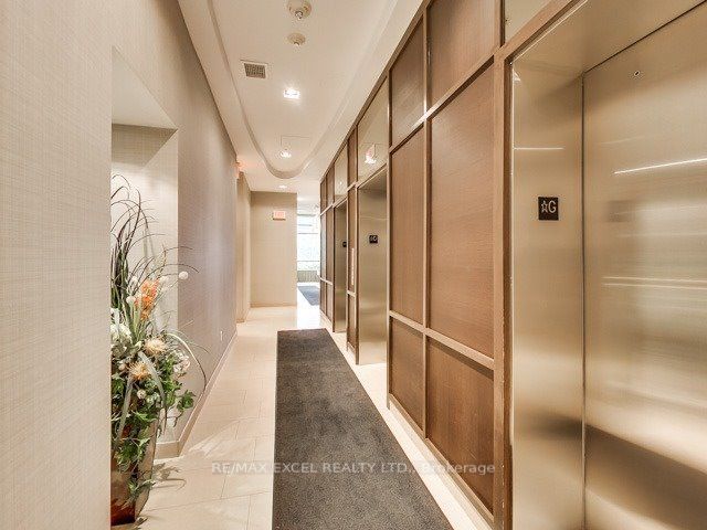Preview image for 5740 Yonge St #803, Toronto
