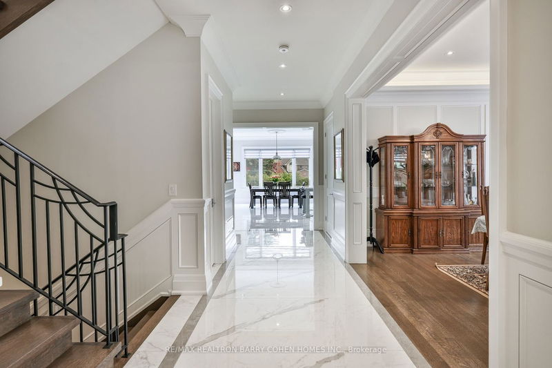 Preview image for 179 Lord Seaton Rd, Toronto