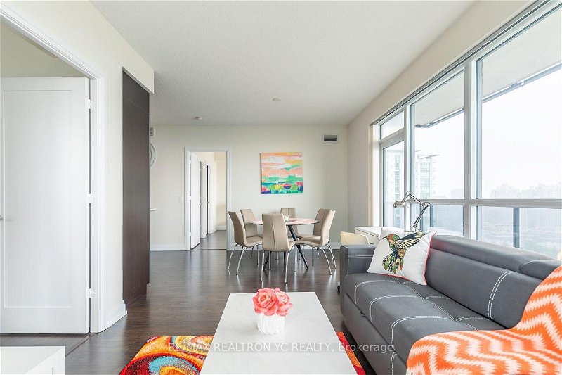 Preview image for 2 Anndale Dr #1510, Toronto