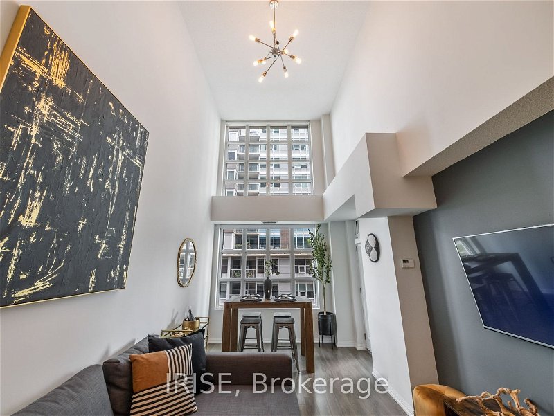Preview image for 65 East Liberty St #517, Toronto