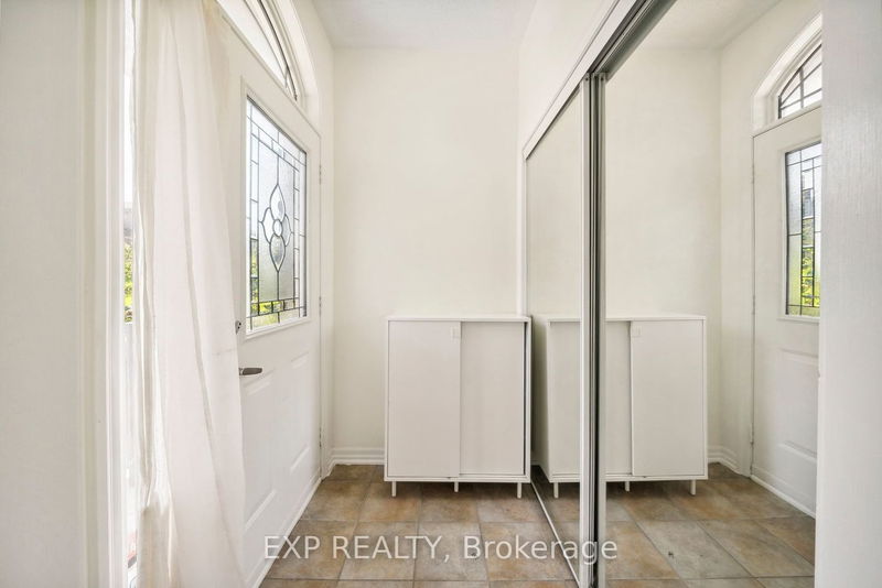 Preview image for 2 Altamont Rd, Toronto