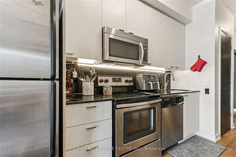 Preview image for 775 King St W #906, Toronto