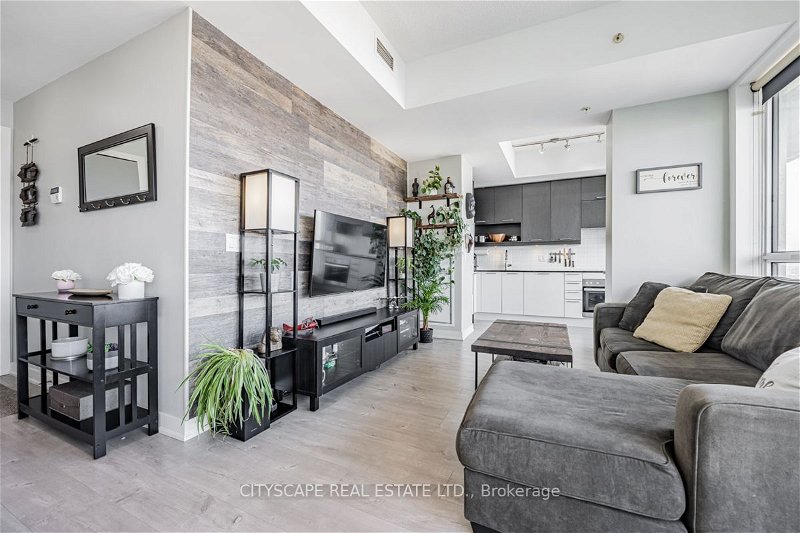 Preview image for 30 Nelson St #3401, Toronto