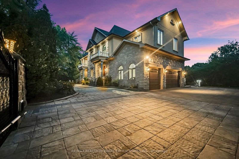 Preview image for 9 Post Rd, Toronto
