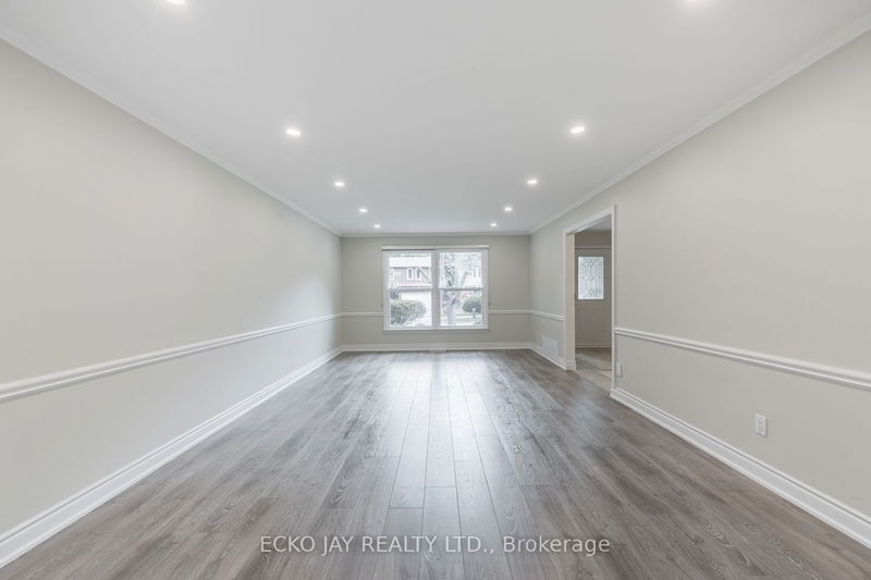 Preview image for 36 Mossgrove Tr, Toronto