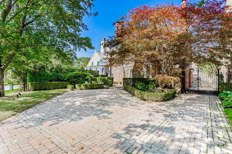 Preview image for 30 Hawarden Cres, Toronto