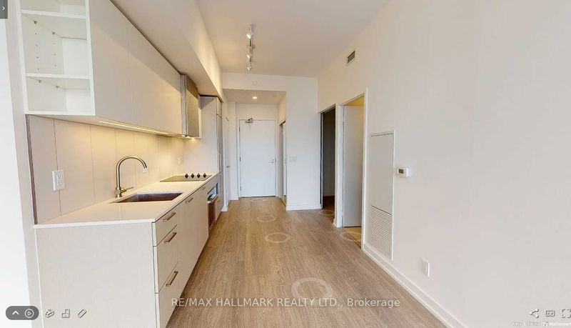 Preview image for 19 Western Battery Rd #Ph21, Toronto
