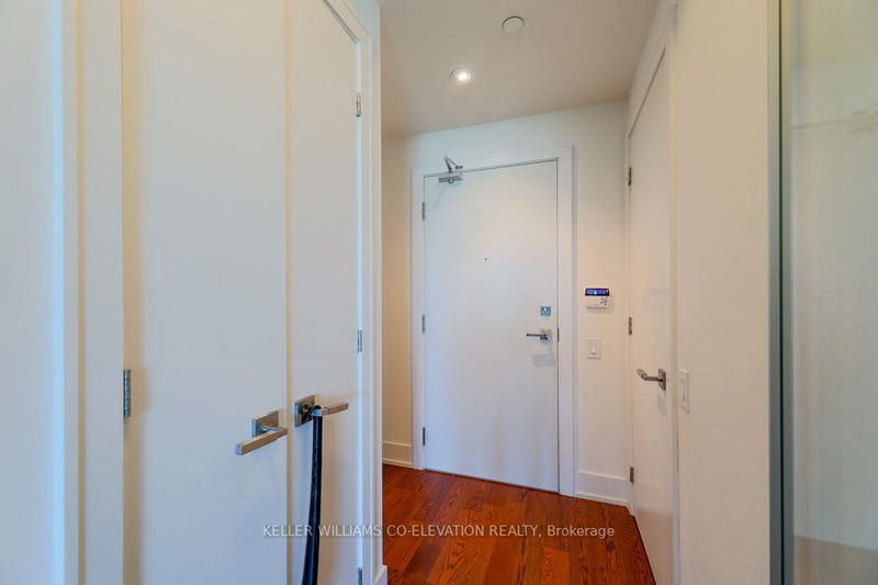 Preview image for 170 Avenue Rd #1607, Toronto
