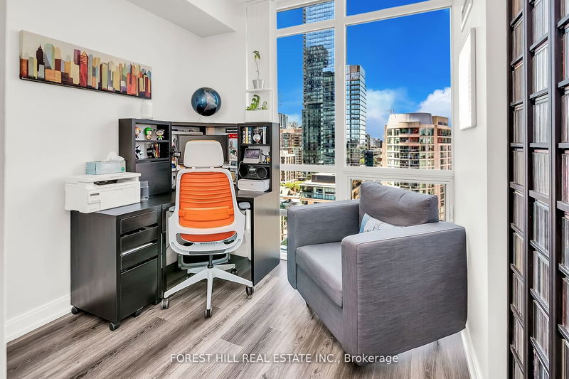 Preview image for 825 Church St #1701, Toronto