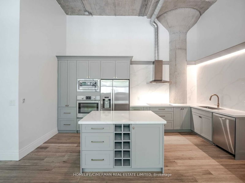Preview image for 637 Lake Shore Blvd #115, Toronto