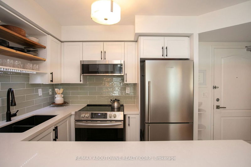 Preview image for 18 Stafford St #310, Toronto