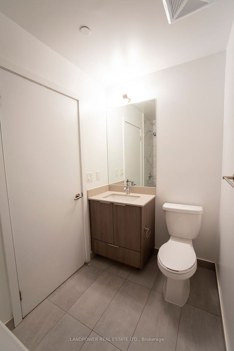 Preview image for 32 Forest Manor Rd N #2303, Toronto