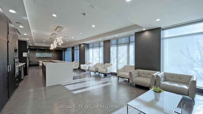Preview image for 17 Kenaston Gdns #705, Toronto