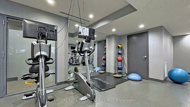 Preview image for 17 Kenaston Gdns #705, Toronto