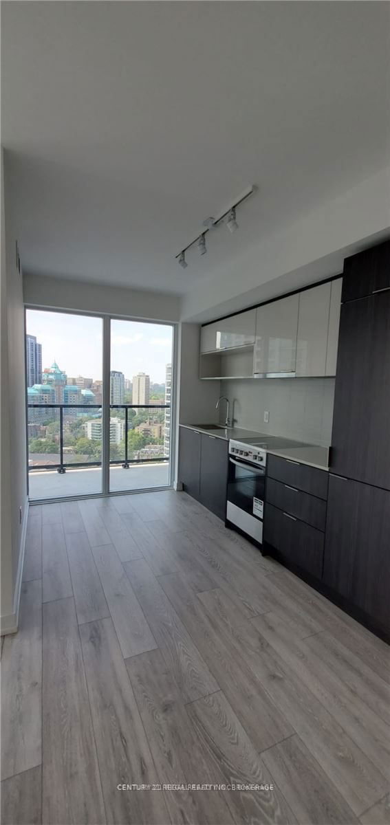 Preview image for 159 Wellesley St E #2009, Toronto